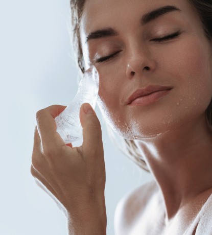 Ice-Facial & Co.: Die besten Cryo-Beauty-Hacks für heisse Sommertage