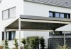 Luxus Carports vor den Häusern in der Schweiz