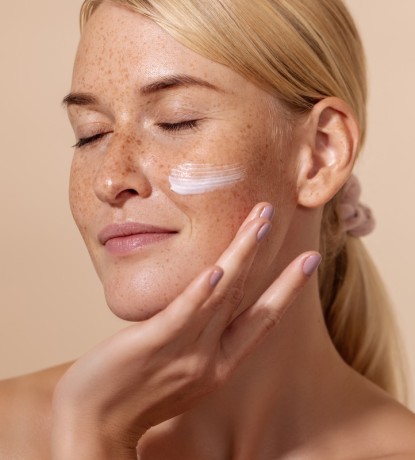 Hautpflege nach den Sommerferien: So bekommt sonnenverwöhnte Haut die richtige Pflege