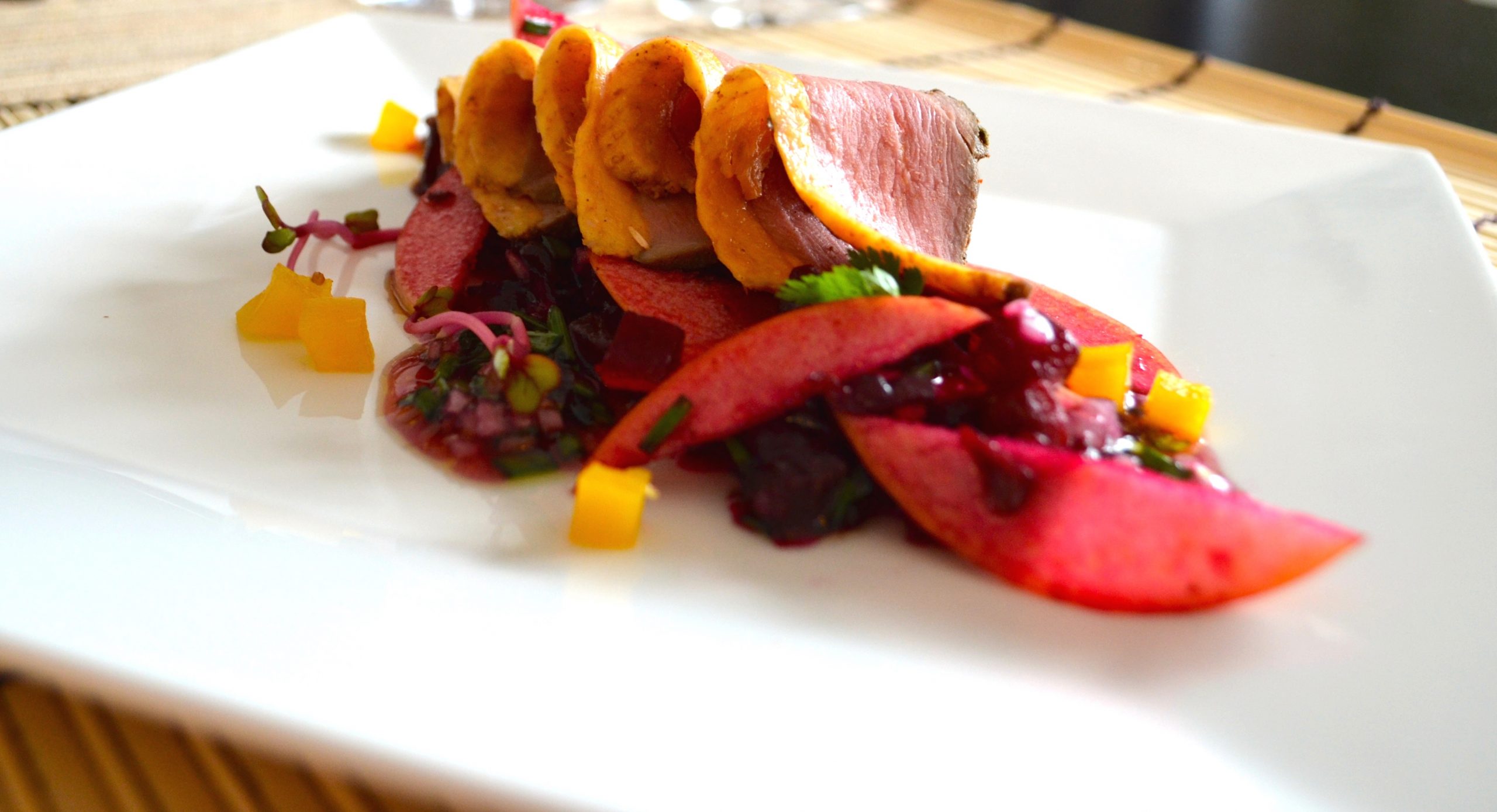 Entenbrust auf Apfel-Randensalat