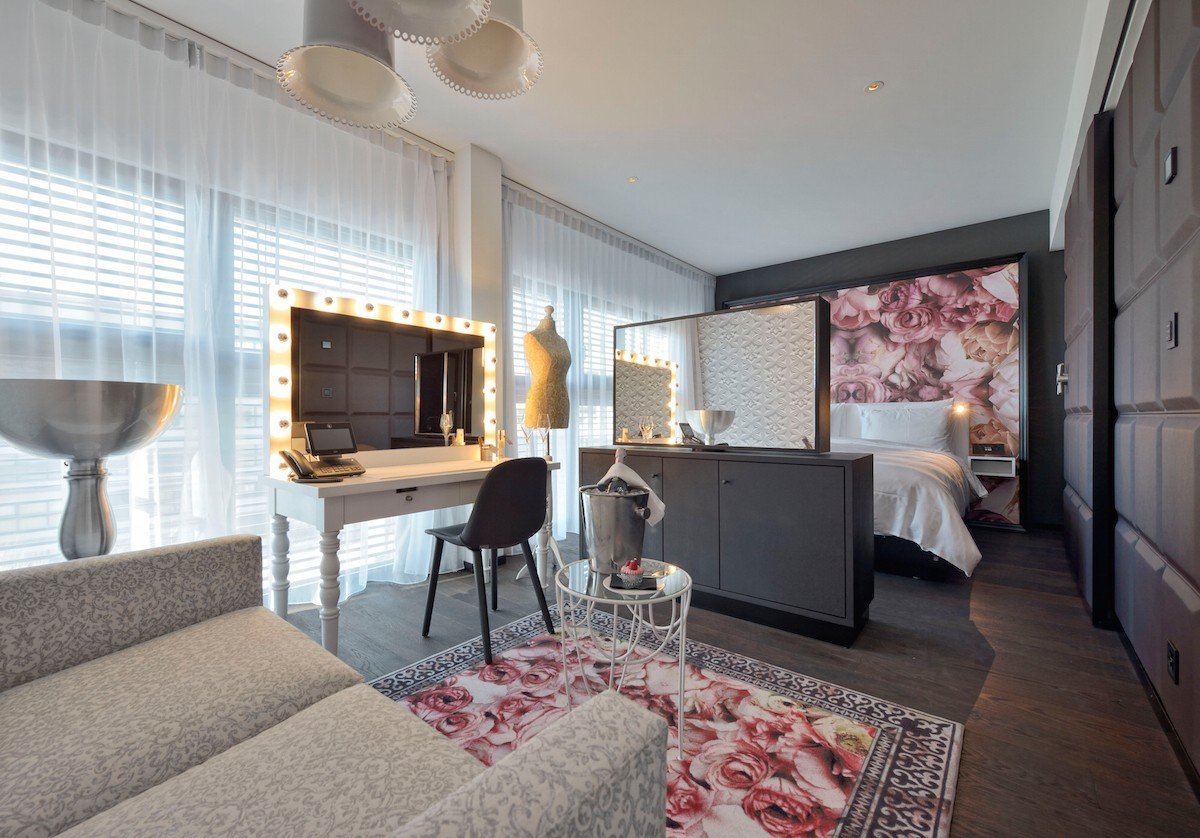 Kameha-Zuerich_Princess-Suite-1.jpg