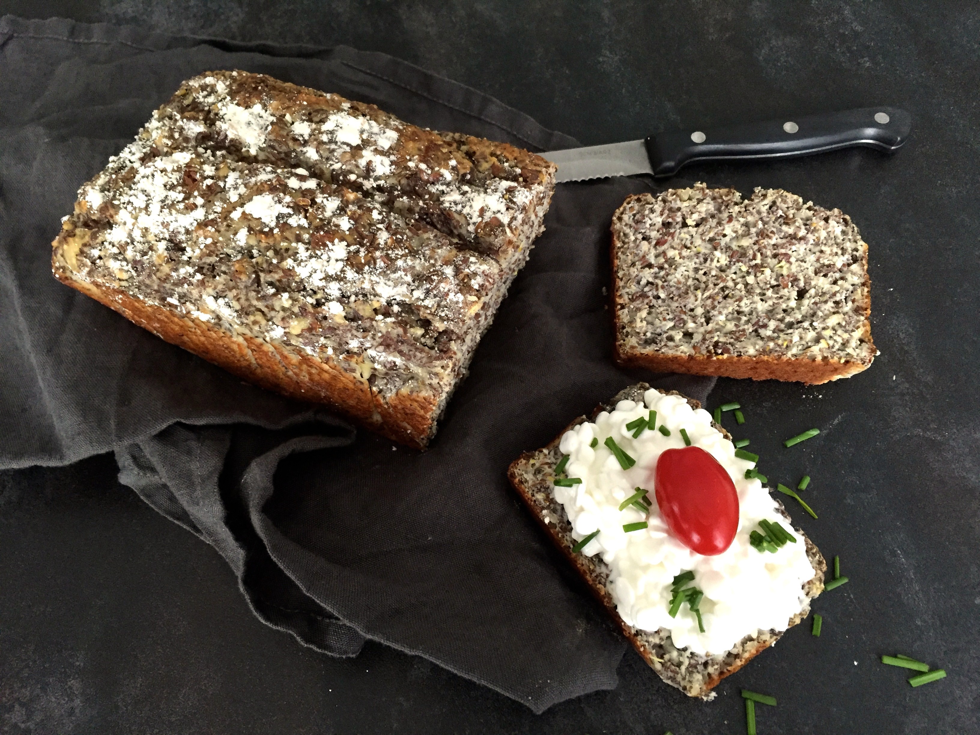 Lecker und einfach: Selbstgemachtes Eiweissbrot