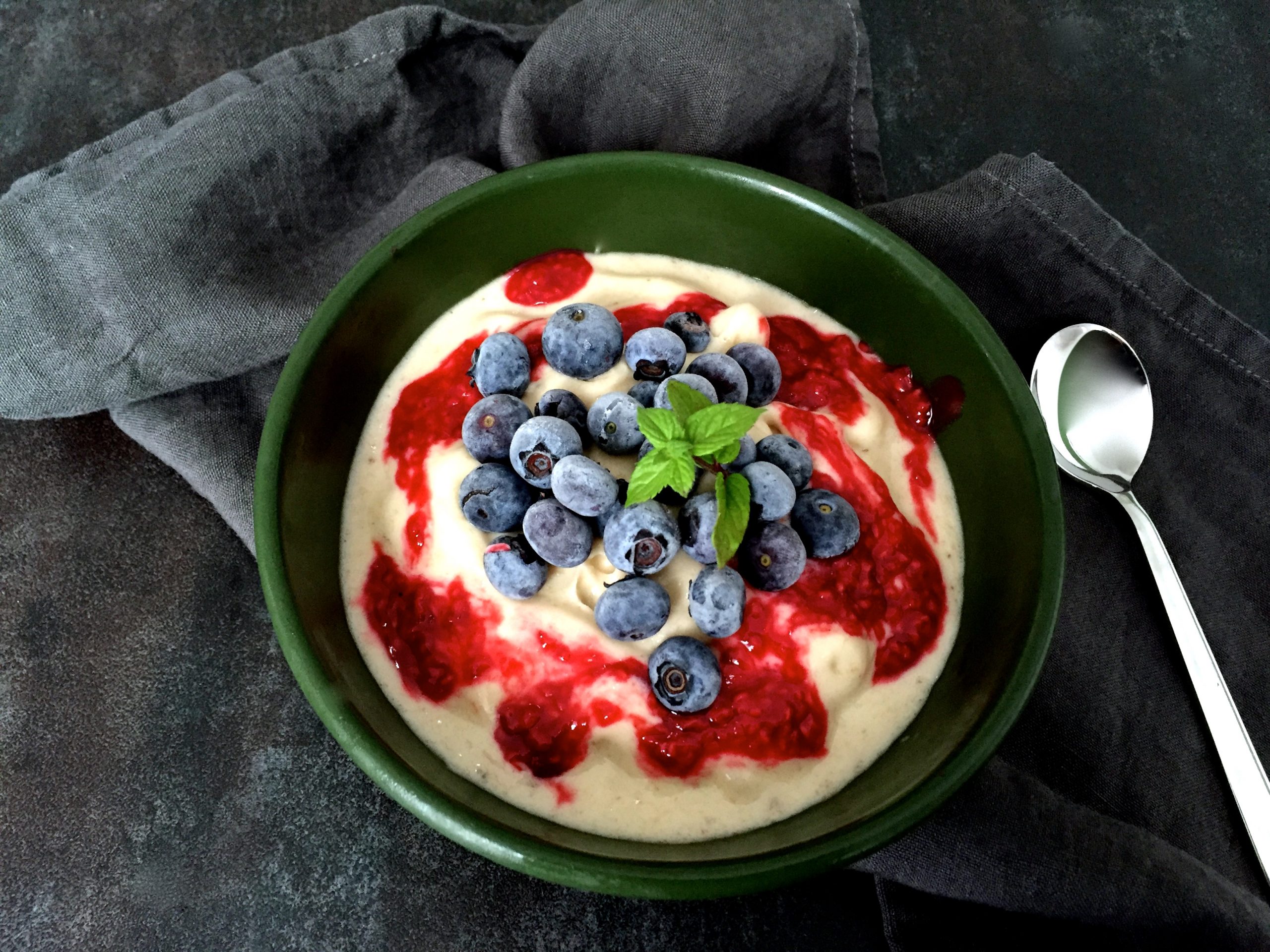 Nice Cream mit Beeren.JPG