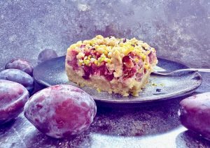 Saftiger Herbstkuchen mit Zwetschgen