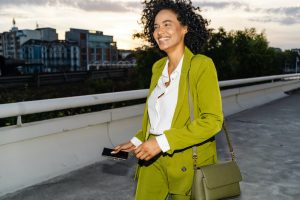 Hosenanzug: Business meets Glamour